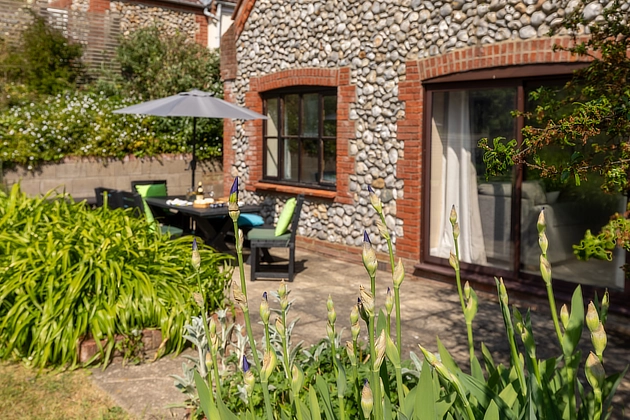 Barnett's Cottage's patio