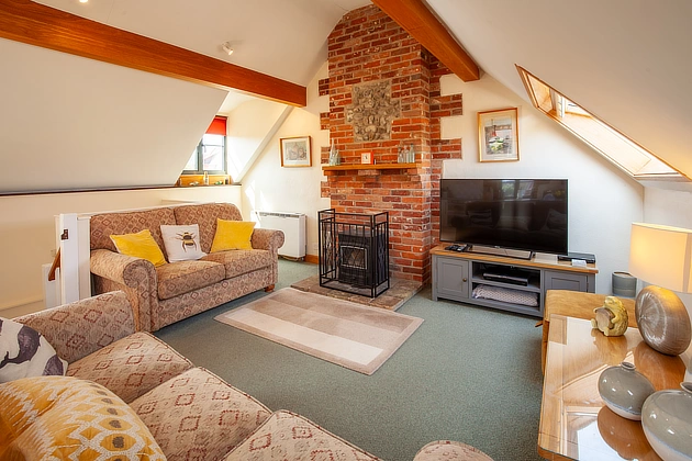 Lapwing Cottage's lounge
